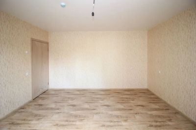 Лот: 21094669. Фото: 1. Продам 1-комн. кв. 41.9 кв.м... Квартиры, студии