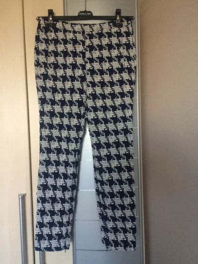 Лот: 5984983. Фото: 1. брюки ZARA р-р 44-46. Брюки, шорты