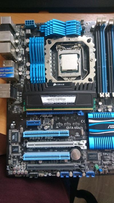 Лот: 16092416. Фото: 1. ASUS P8P67 + core i7-2600k + 16Gb. Процессоры