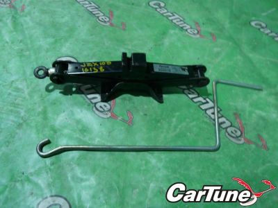 Лот: 10538189. Фото: 1. домкрат F toyota chaser JZX100... Другое (автозапчасти)