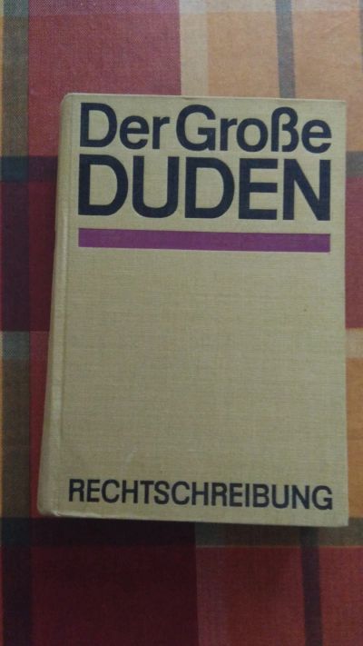 Лот: 19088147. Фото: 1. Der Große Duden Rechtschreibung... Словари