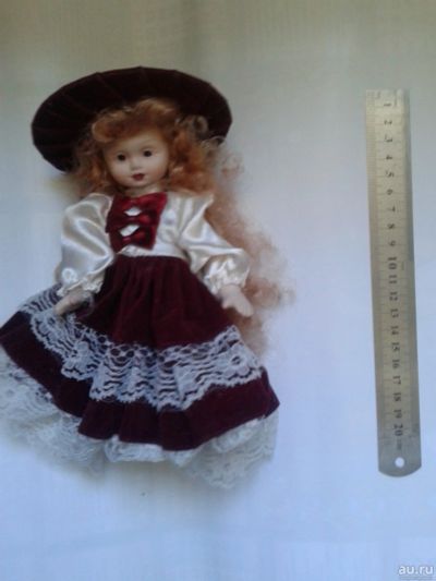 Лот: 16387751. Фото: 1. Фарфоровая кукла. Куклы