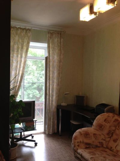 Лот: 4325578. Фото: 1. Продам 2-к Сталинку на КрастэЦ... Квартиры, студии