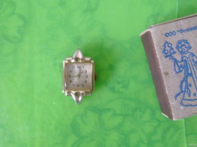 Лот: 18152411. Фото: 1. Советские женские часы Заря, не... Оригинальные наручные часы