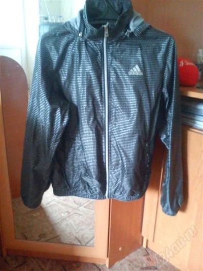 Лот: 2127030. Фото: 1. Ветровка Adidas. Верхняя одежда