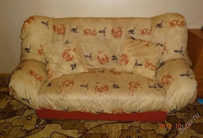 Лот: 2243932. Фото: 1. Диван (клик-кляк) в хорошем состоянии. Кресла, пуфы