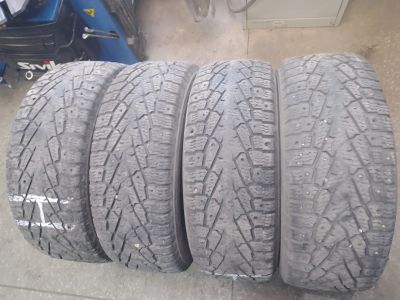 Лот: 22694598. Фото: 1. 4шт 215-65-15 Nokian Hakkapeliitta... Шины