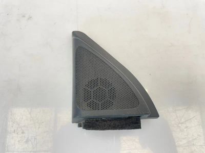 Лот: 25065081. Фото: 1. уголок двери внутренний toyota... Двигатель и элементы двигателя