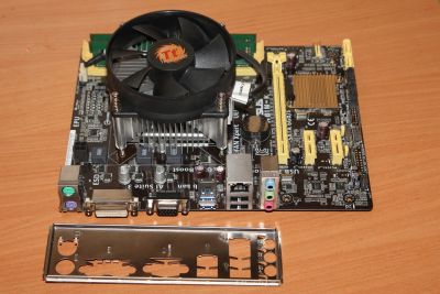 Лот: 14853929. Фото: 1. Intel i5-4330(Haswel) + Asus H81M-K... Комплекты запчастей
