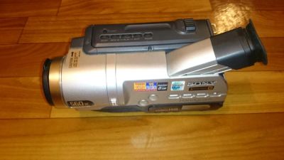 Лот: 5874700. Фото: 1. Продам видеокамеру SONY Handycam... Видеокамеры
