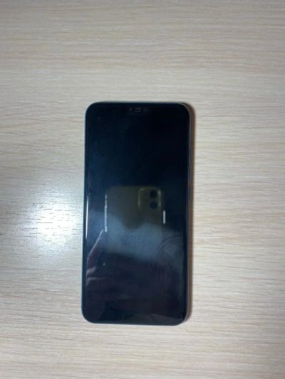 Лот: 14986710. Фото: 1. Honor 10. Смартфоны