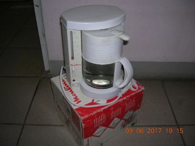 Лот: 9826517. Фото: 1. Маленькая кофеварка Moulinex Diva... Чайники, кофемашины, кулеры