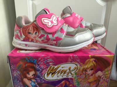 Лот: 8037273. Фото: 1. Кроссовки Winx для девочки р.29. Кеды, кроссовки