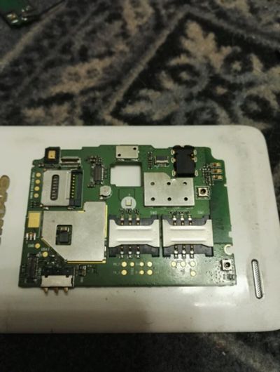 Лот: 12100435. Фото: 1. Системная плата Lenovo S890. Микросхемы и платы