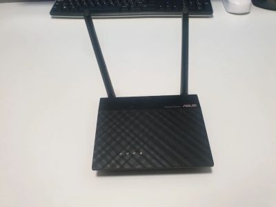 Лот: 16969324. Фото: 1. роутер Asus RT N11p b1. Маршрутизаторы (роутеры)