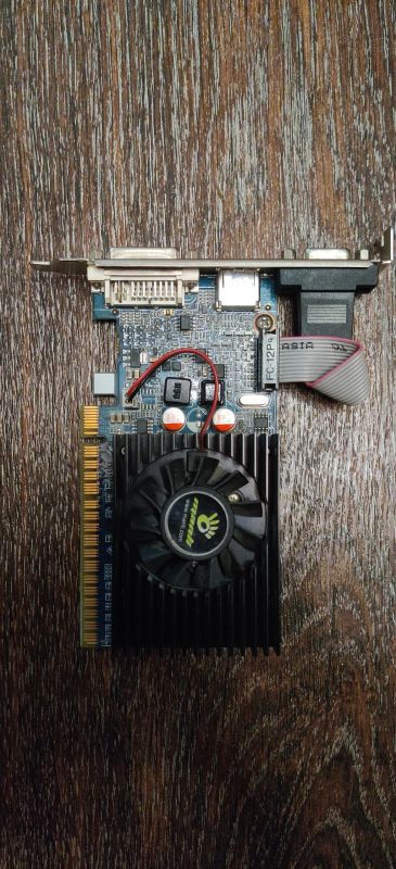 Лот: 18604572. Фото: 1. Видеокарта gt510 ddr3 64bitvga... Видеокарты