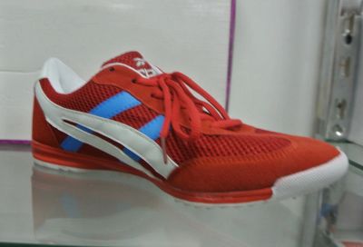 Лот: 9103601. Фото: 1. Кроссовки Reebok лот № 55 размер... Кеды, кроссовки, слипоны