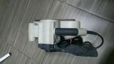 Лот: 10050064. Фото: 1. Ленточношлефовальная машина. Электроинструмент
