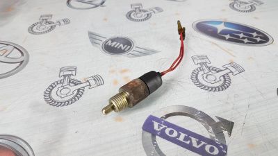 Лот: 23588752. Фото: 1. Датчик заднего хода Subaru Sambar... Электрооборудование
