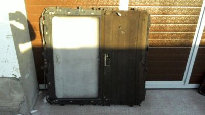 Лот: 5282861. Фото: 1. люк Toyota Land Cruiser 80. Кузов