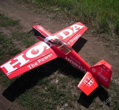 Лот: 1593479. Фото: 1. Авиамодель SU26 50, Honda, ДВС. Авиамоделизм