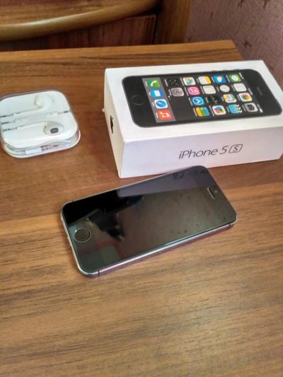 Лот: 8825141. Фото: 1. iphone 5s. Смартфоны
