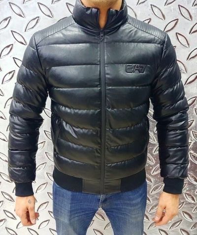 Лот: 14976186. Фото: 1. пуховик Armani . Верхняя одежда