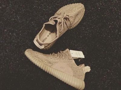 Лот: 7987068. Фото: 1. Кроссовки Yeezy Boost 350 Adidas... Кеды, кроссовки, слипоны