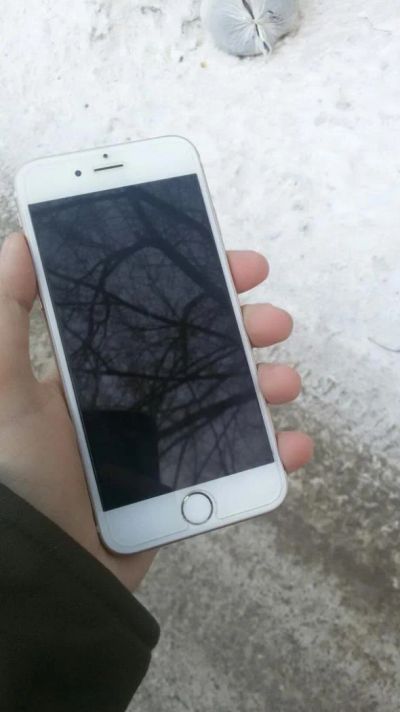 Лот: 11040441. Фото: 1. iphone 6 16 gb. Смартфоны