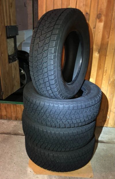 Лот: 18186108. Фото: 1. Bridgestone Blizzak DM-V2 265... Шины