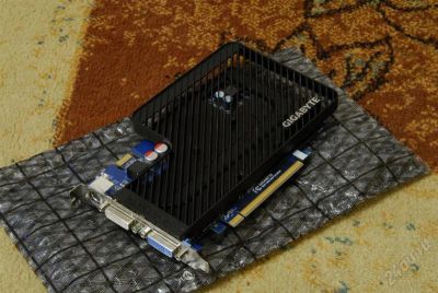 Лот: 1226634. Фото: 1. 256Mb <PCI-E> DDR-3 Gigabyte GV-NX86T256H... Видеокарты