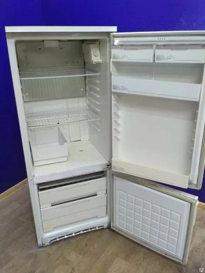 Лот: 10306004. Фото: 1. Холодильник Бирюса-18. Холодильники, морозильные камеры