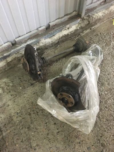 Лот: 12600777. Фото: 1. цена за обе Mercedes-Benz E-Class... Ходовая, подвеска, рулевое управление