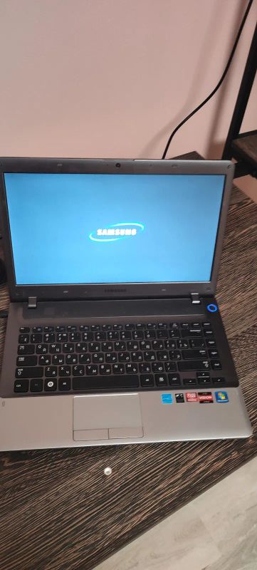 Лот: 23958077. Фото: 1. Samsung NP355V4C-S01RU (HD) AMD... Ноутбуки