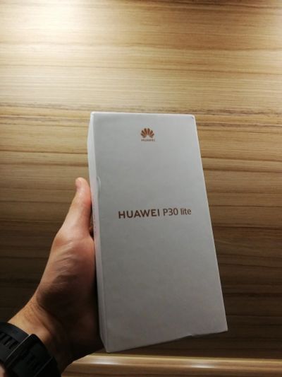 Лот: 15246293. Фото: 1. Смартфон Huawei P30 lite 4 +128гб... Смартфоны