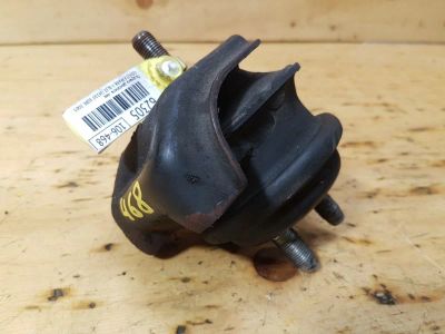 Лот: 19261740. Фото: 1. Подушка двигателя Toyota Mark... Двигатель и элементы двигателя