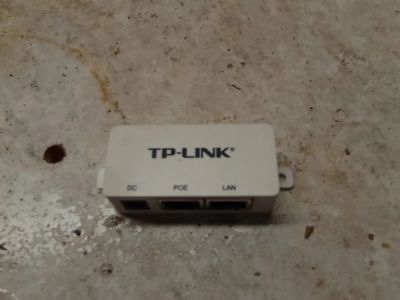Лот: 24568726. Фото: 1. Адаптер РоЕ TP-Link. Маршрутизаторы (роутеры)