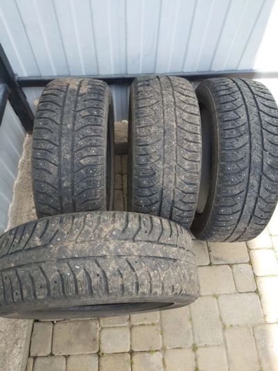 Лот: 18097643. Фото: 1. Шины Bridgestone ice cruiser 7000. Шины