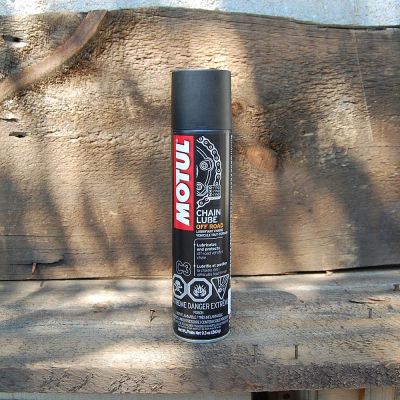 Лот: 2972661. Фото: 1. MOTUL C3 Chain Lube Off Road. Масла, жидкости