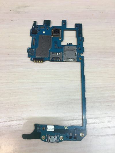 Лот: 15459700. Фото: 1. Плата Samsung J320. Микросхемы и платы