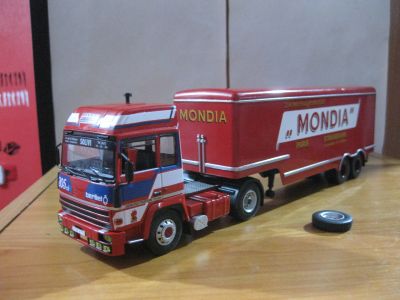 Лот: 20285321. Фото: 1. Berliet TR 305 с полуприцепом... Автомоделизм