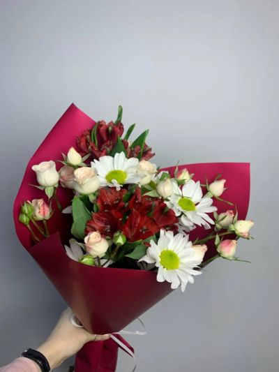 Лот: 25550435. Фото: 1. 8. Букет-комплимент быстрые торги. Свежие цветы