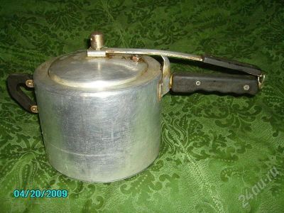 Лот: 241440. Фото: 1. Ухрюканая скороварка. Сковороды и сотейники