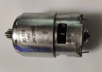 Лот: 21136977. Фото: 1. Двигатель JD775 18 V. Запчасти