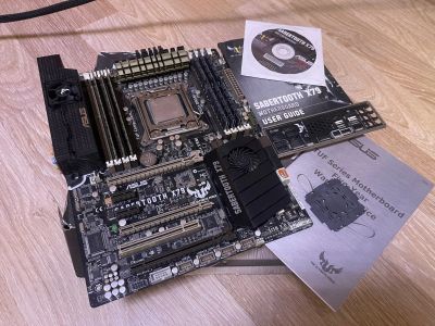 Лот: 21542944. Фото: 1. Asus Sabertooth x79 (LGA 2011... Материнские платы