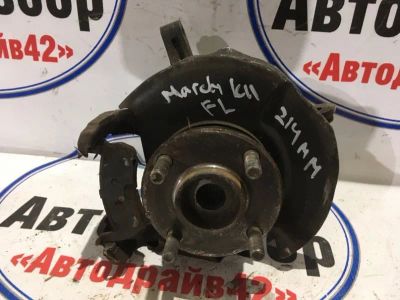 Лот: 21718823. Фото: 1. поворотный кулак Nissan March... Двигатель и элементы двигателя