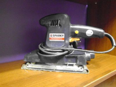 Лот: 9042243. Фото: 1. Продам шлифмашину Sparky MP 300E... Электроинструмент