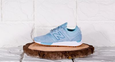 Лот: 10785800. Фото: 1. Кроссовки New Balance 247 арт... Кеды, кроссовки, слипоны