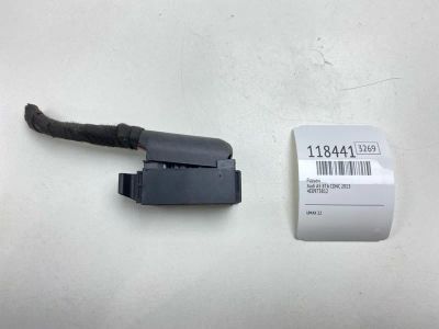 Лот: 25644735. Фото: 1. Разъем Audi A5 2013 4E0973812... Кузов