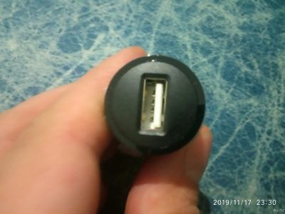 Лот: 15031250. Фото: 1. Переходник прикуриватель-usb. Дата-кабели, переходники